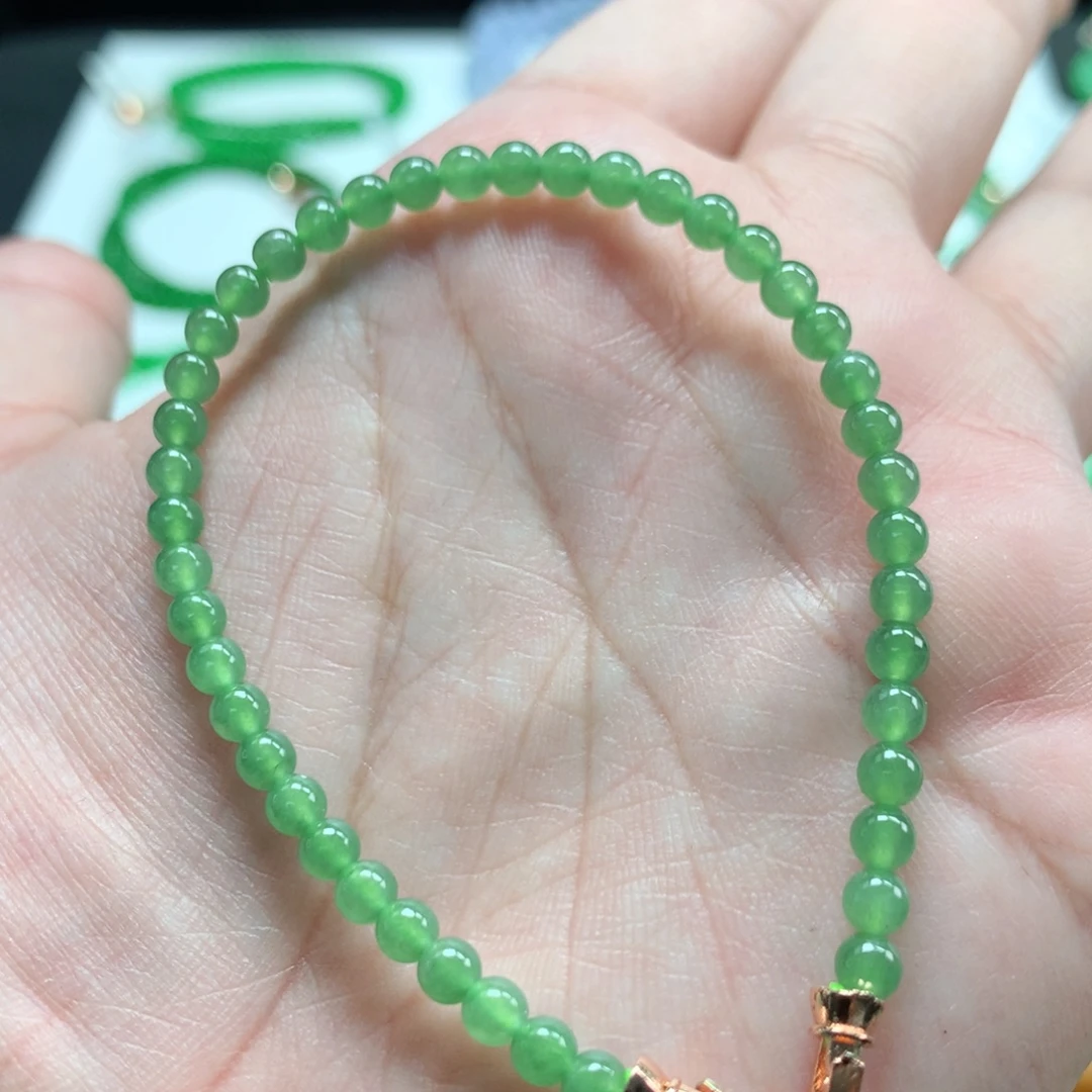 翡翠未镶嵌手链翡翠