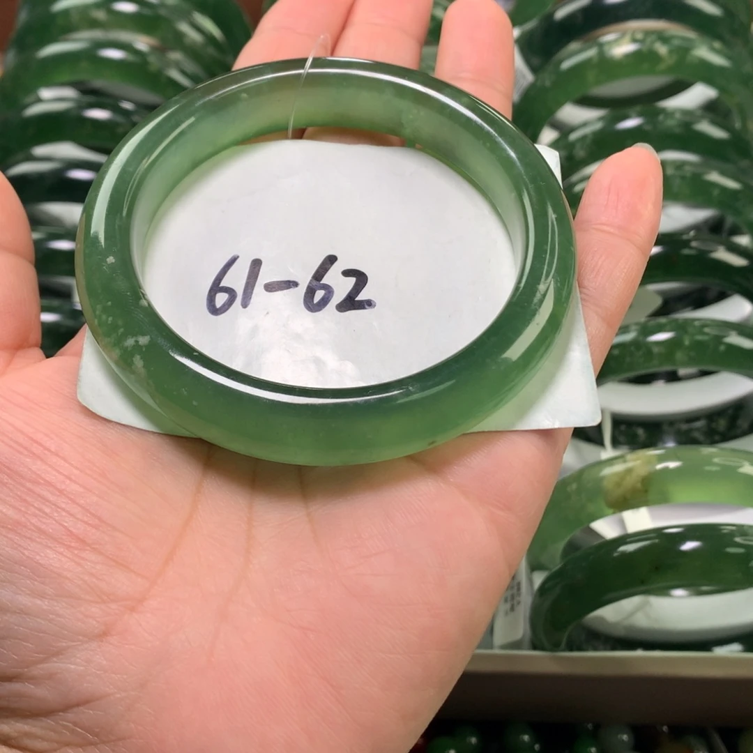 岫玉未镶嵌手镯手镯