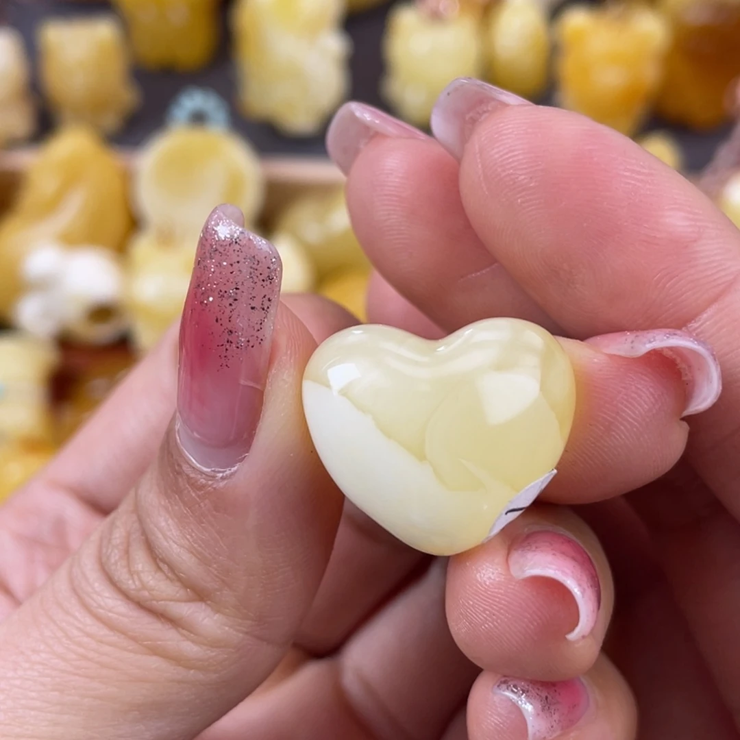 琥珀裸石未镶嵌蜜蜡