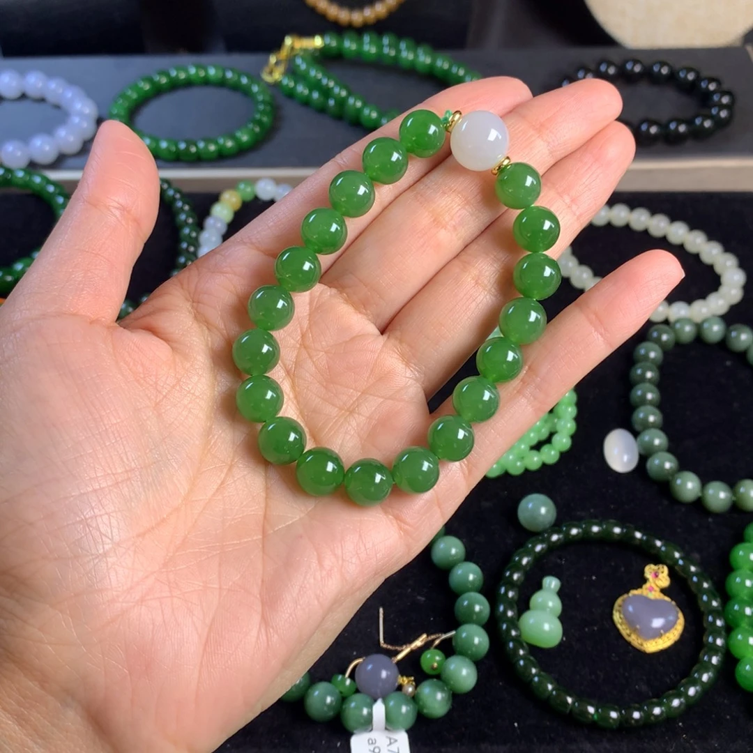 A***K和田玉未镶嵌手链