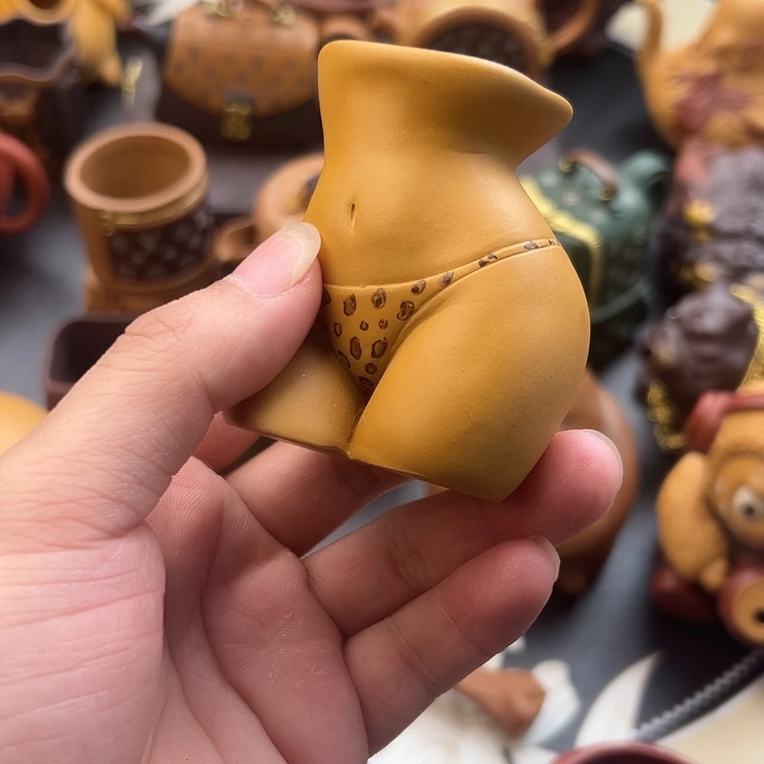 紫砂茶壶美女在忙没有