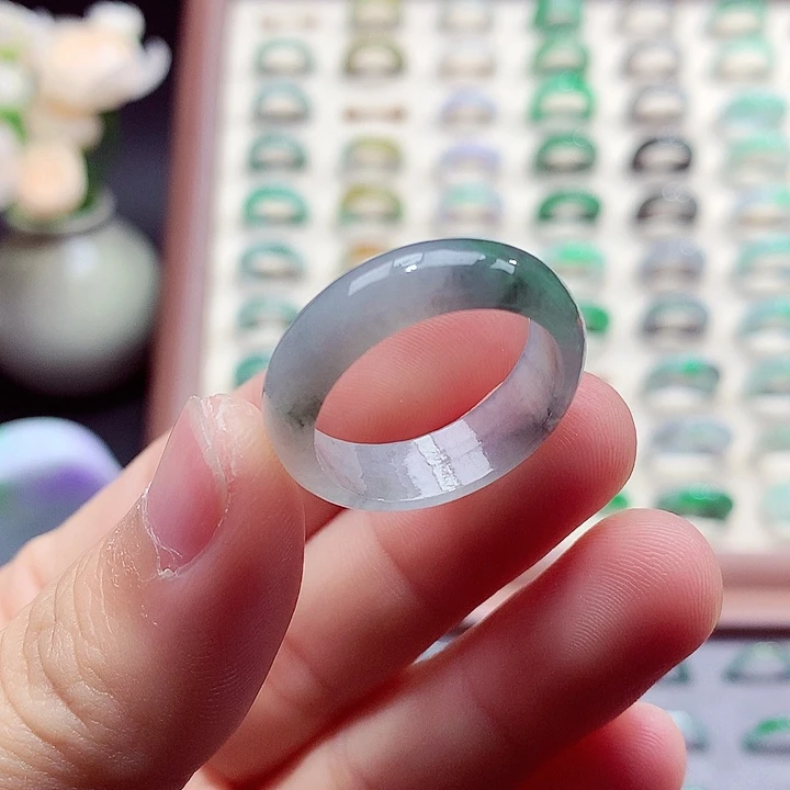 張***生翡翠未镶嵌戒指23号