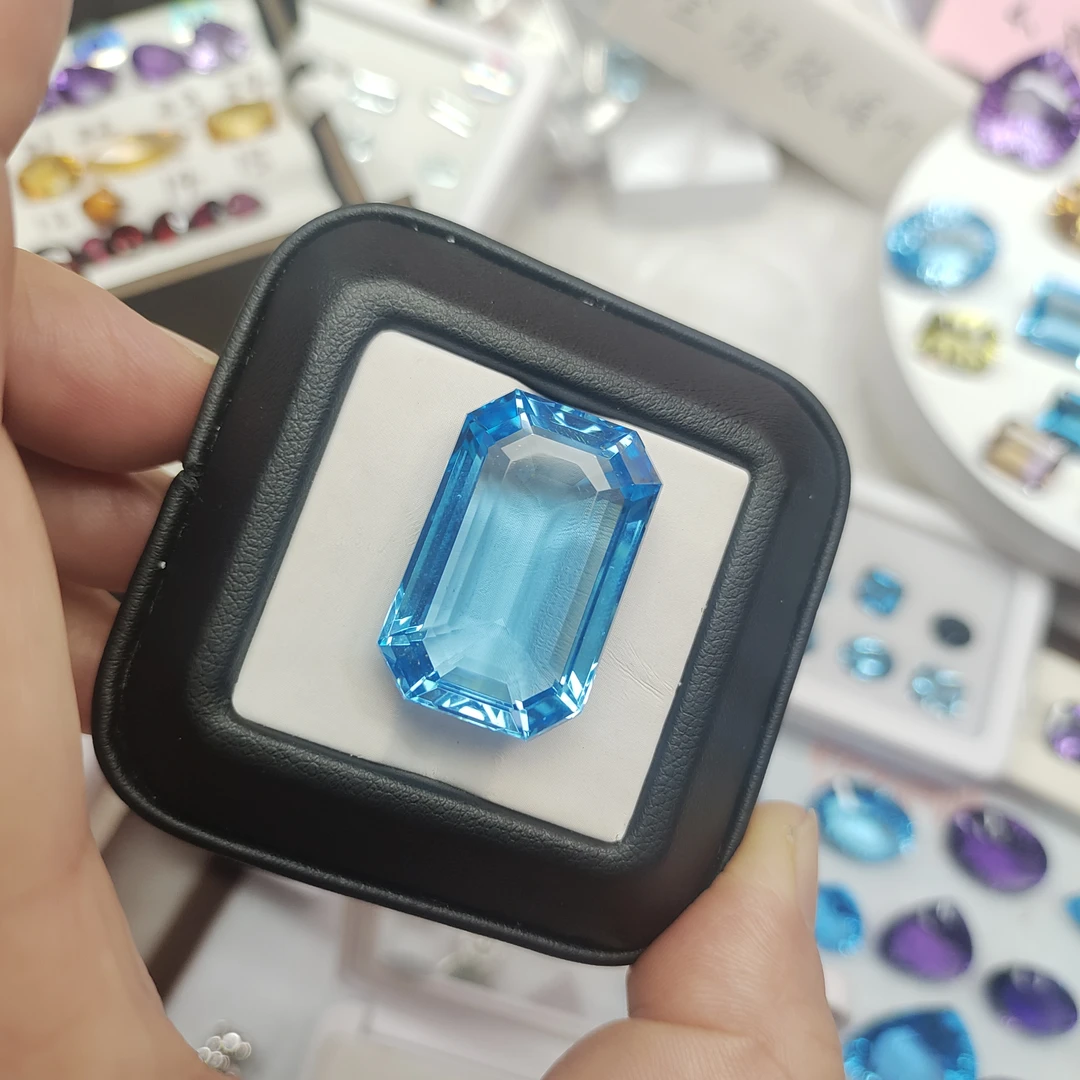 大颗粒托帕特惠价瑞士蓝  26.8x17.5毫米福利款带证书