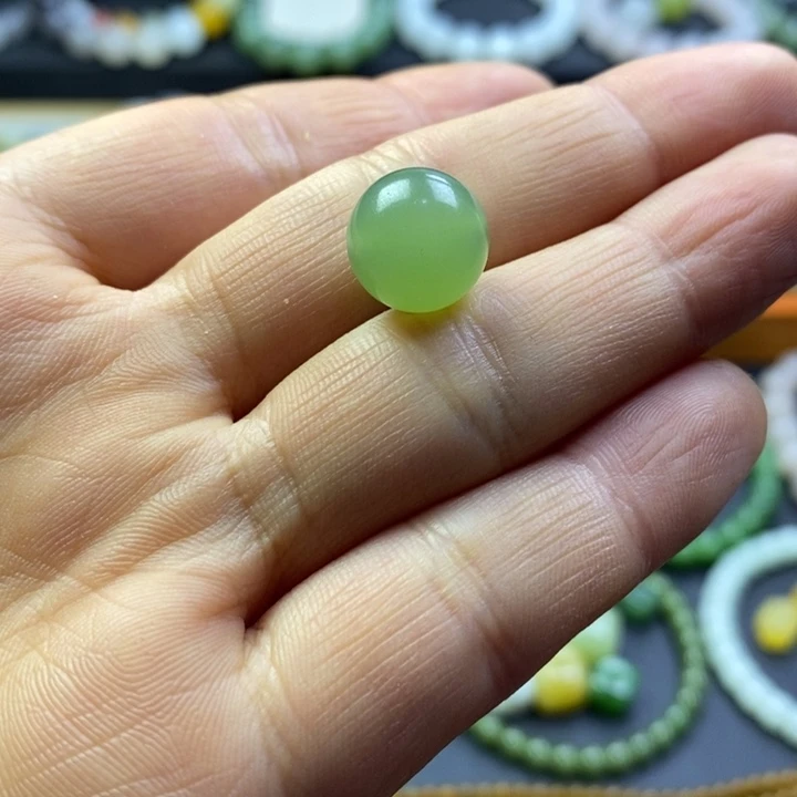 和田玉未镶嵌珠宝半成品翠青卡12