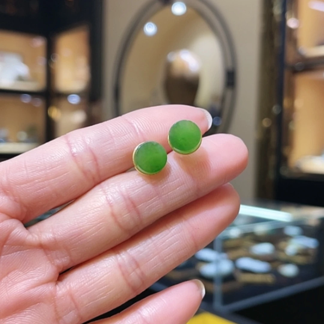 【闪购商品】和田玉耳饰18K金镶嵌