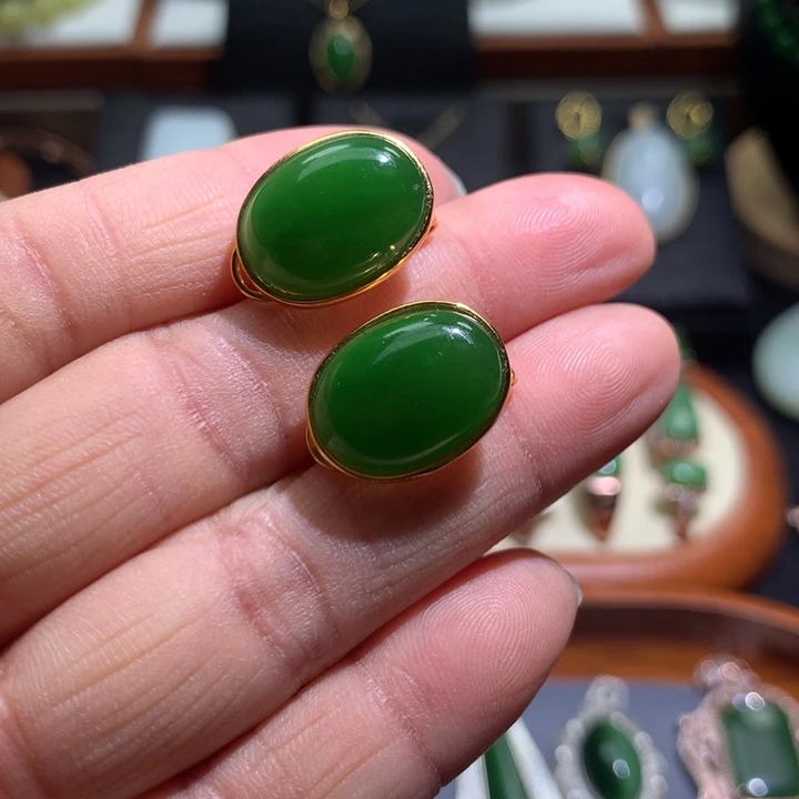 和田玉耳钉银S925镶嵌