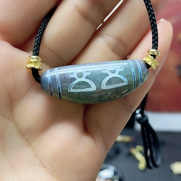 玛瑙/玉髓合金颈饰