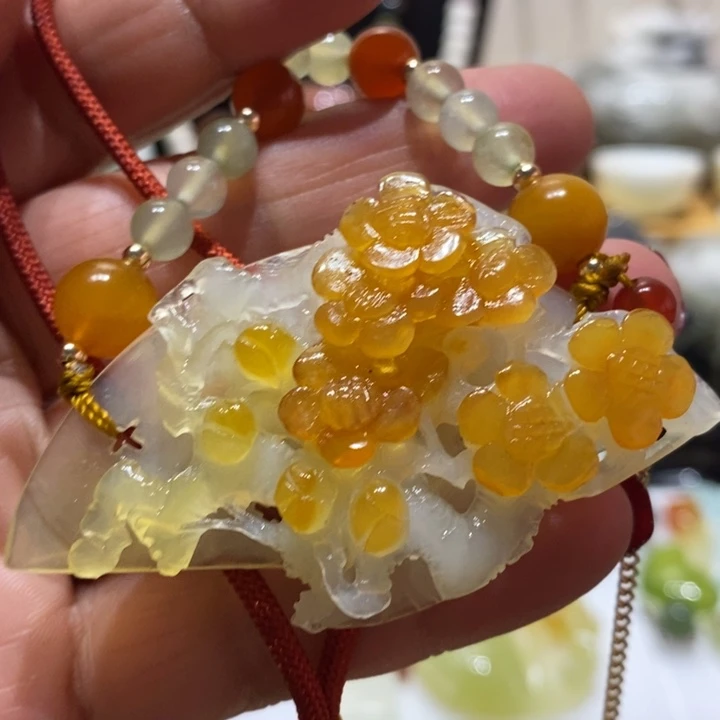 蛇纹石玉挂坠未镶嵌鱼