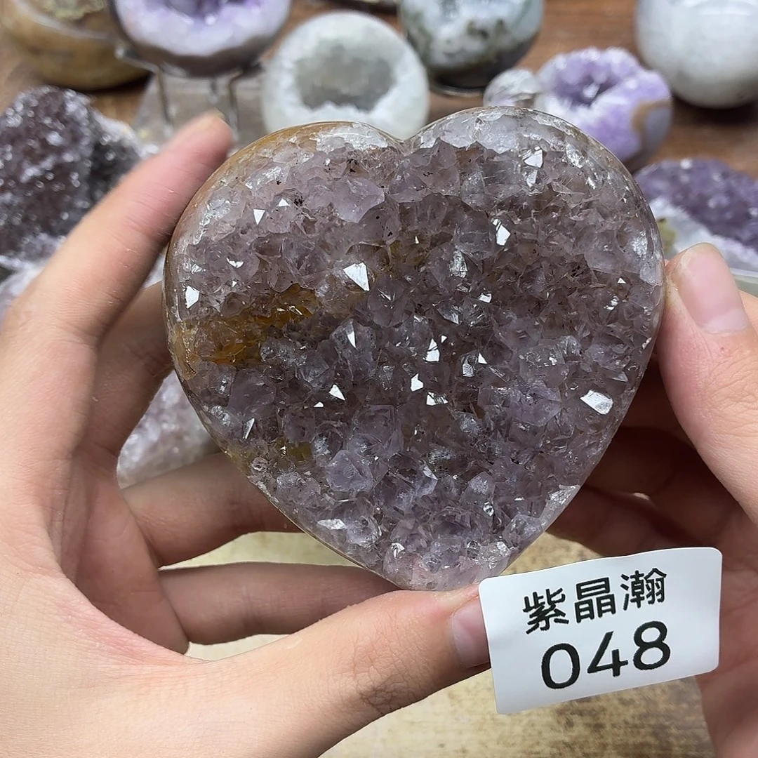 未镶嵌水晶大型摆件（非配饰）