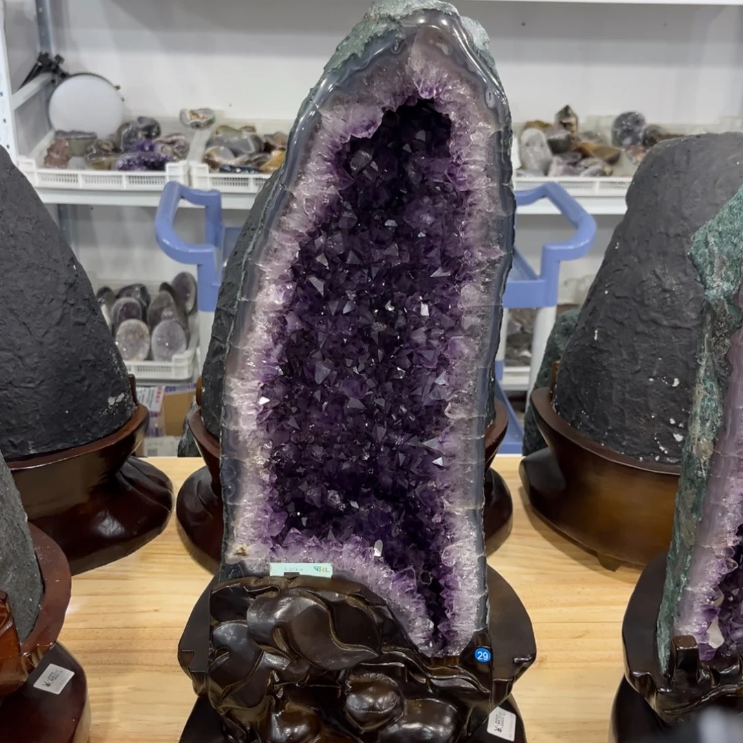 紫晶摆件未镶嵌紫晶洞