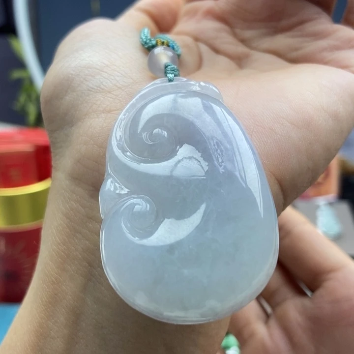翡翠未镶嵌颈饰吊坠