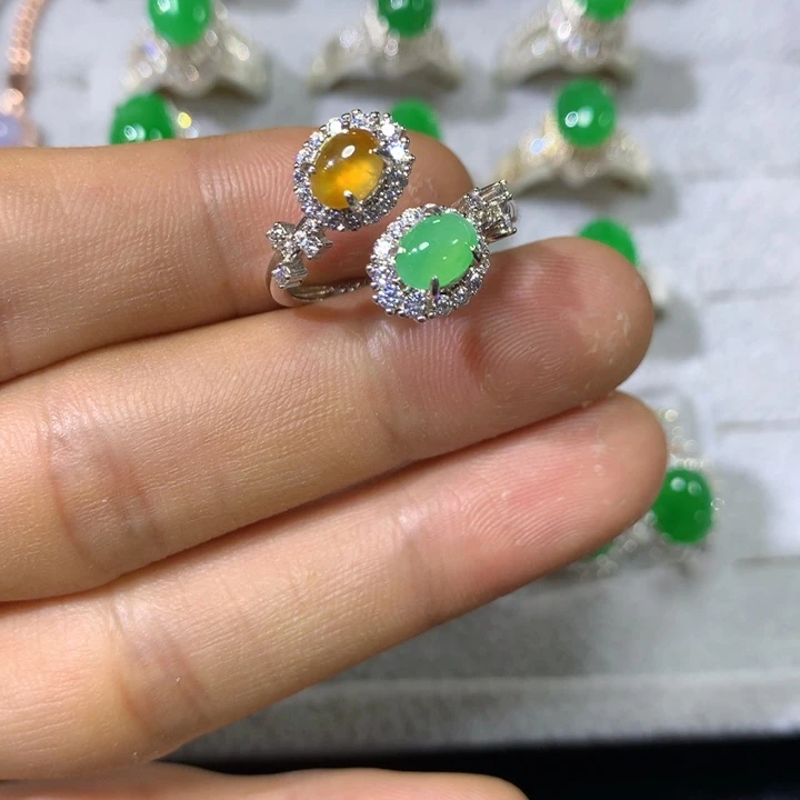 未镶嵌戒指翡翠翡翠戒指