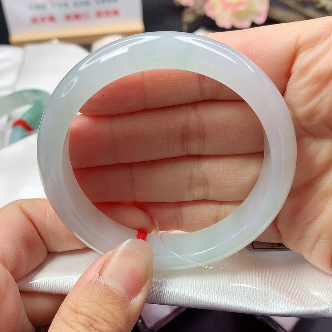 未镶嵌手镯翡翠25