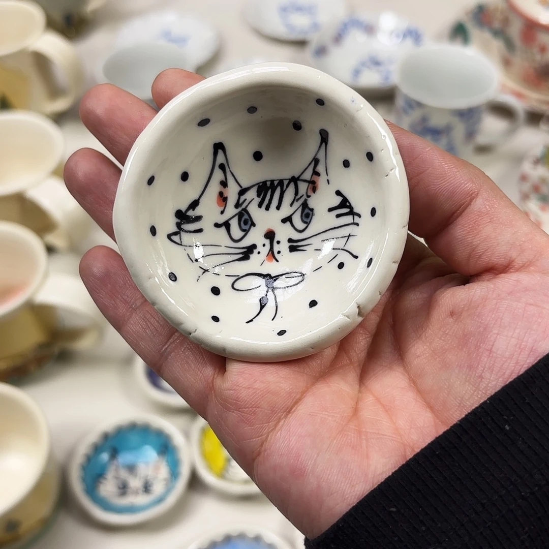 瓷     伊藤雅子