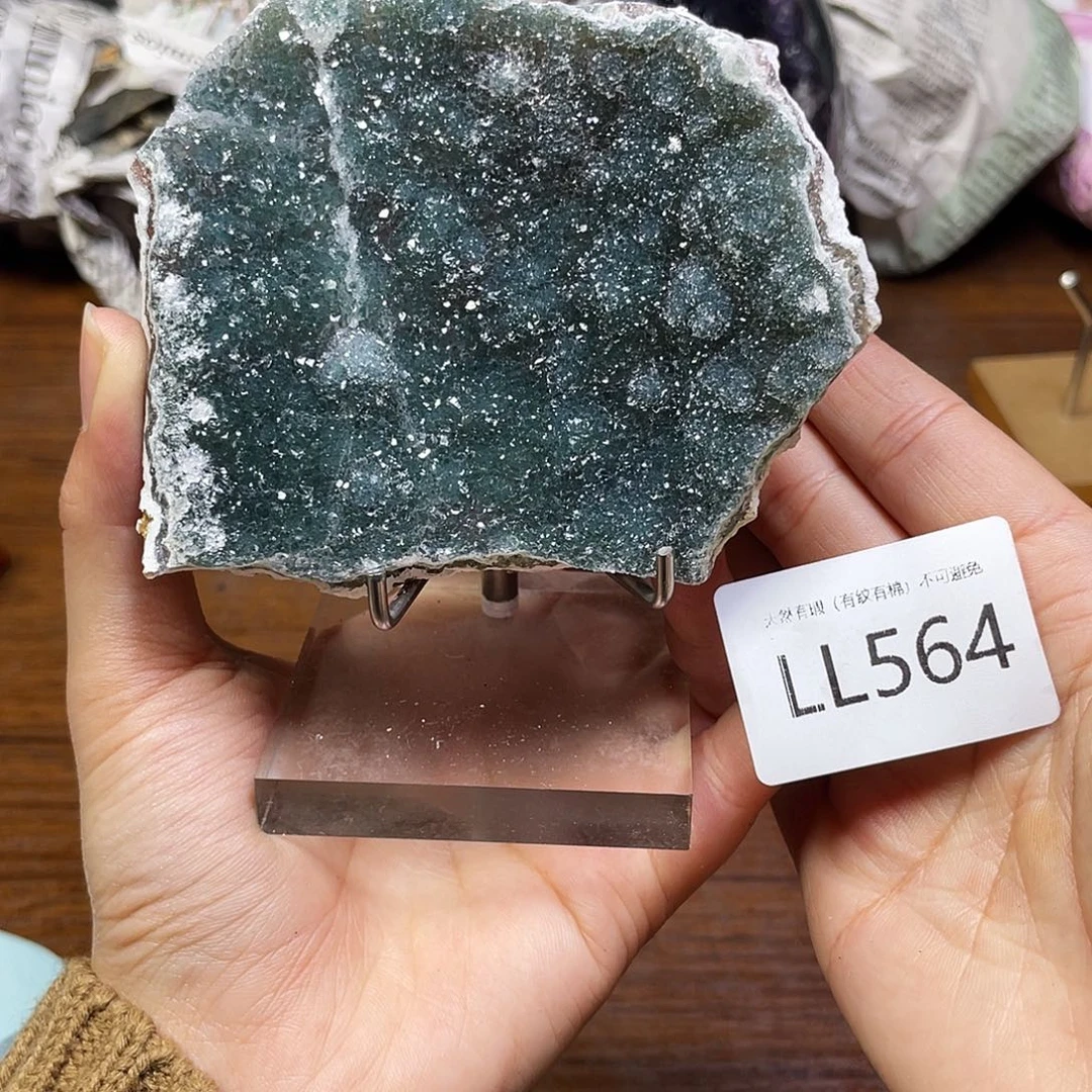 大型摆件（非配饰）未镶嵌水晶