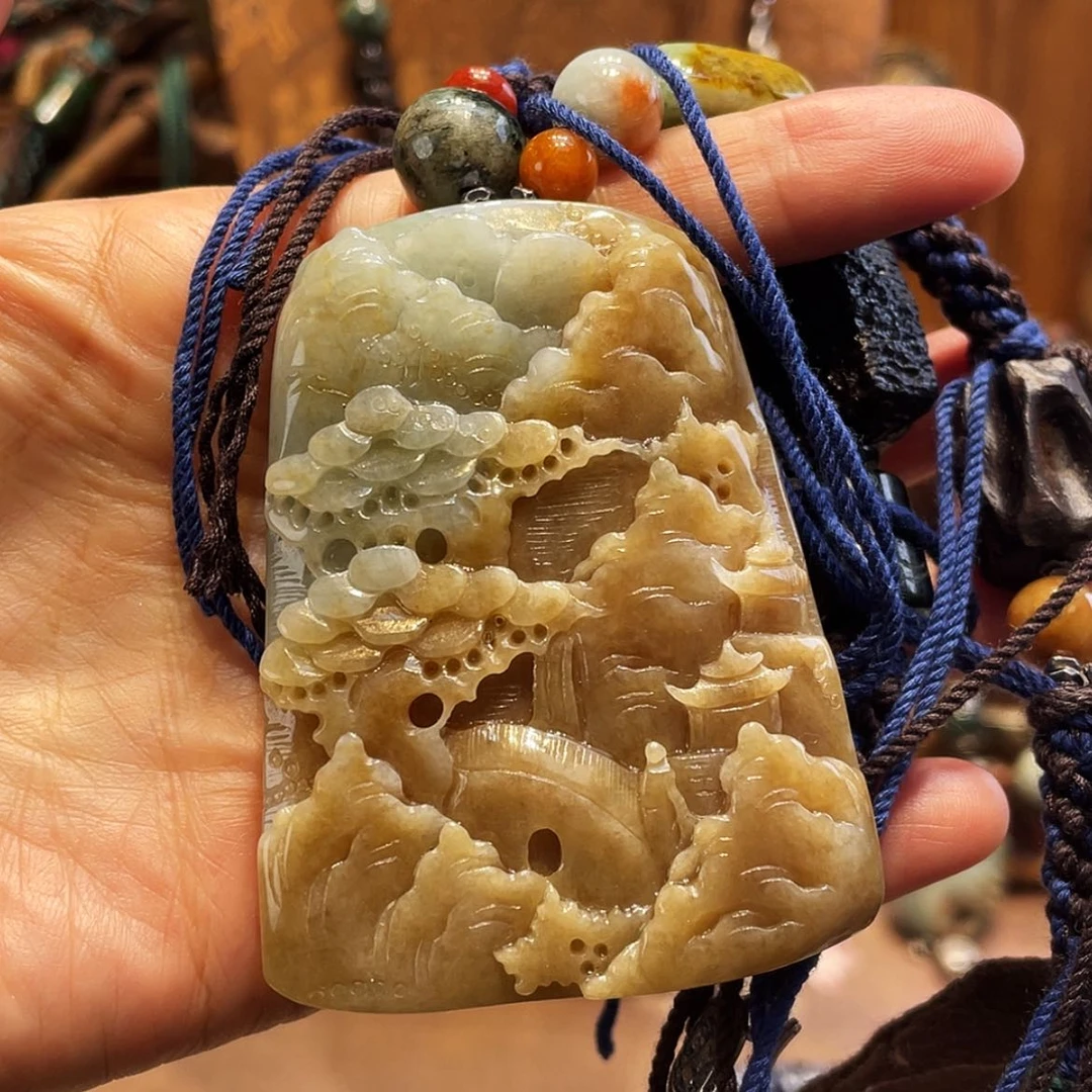 【闪购商品】翡翠未镶嵌颈饰