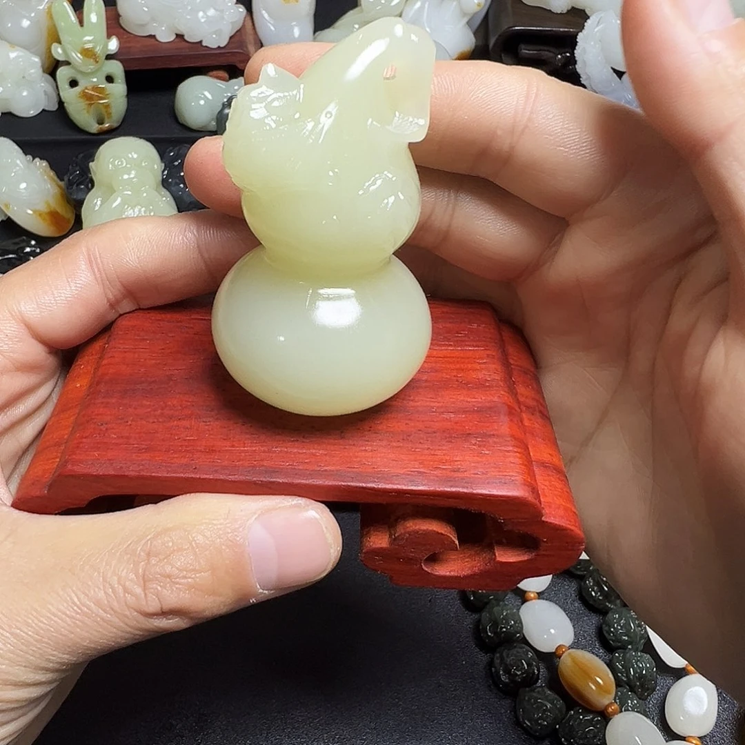 玉新疆天然料子精品