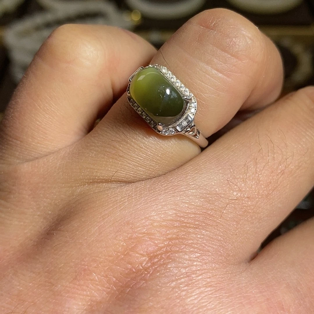 【闪购商品】银S925镶嵌戒指和田玉（碧玉）