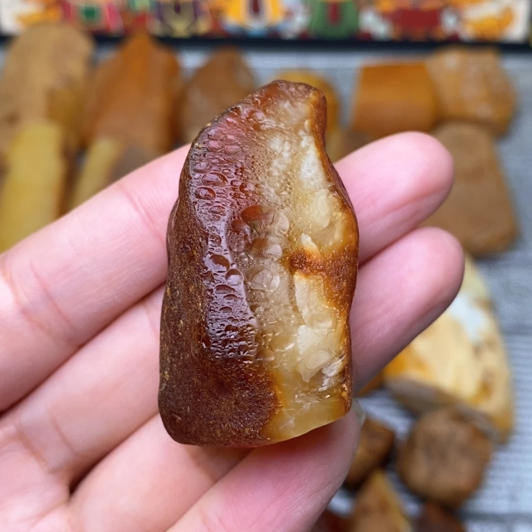 【闪购商品】定制琥珀未镶嵌天然蜜蜡乌料