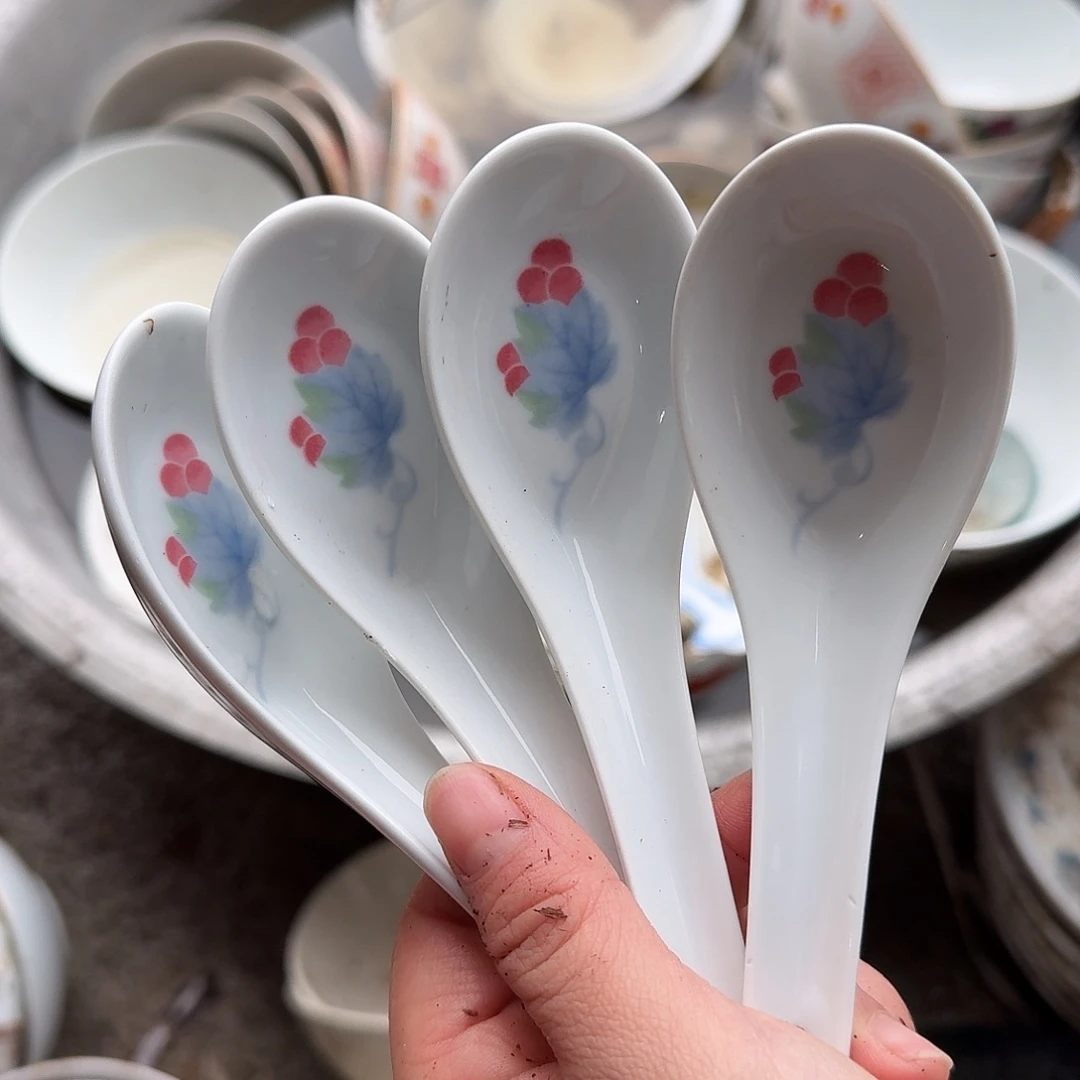 碗小勺子釉下4个一组