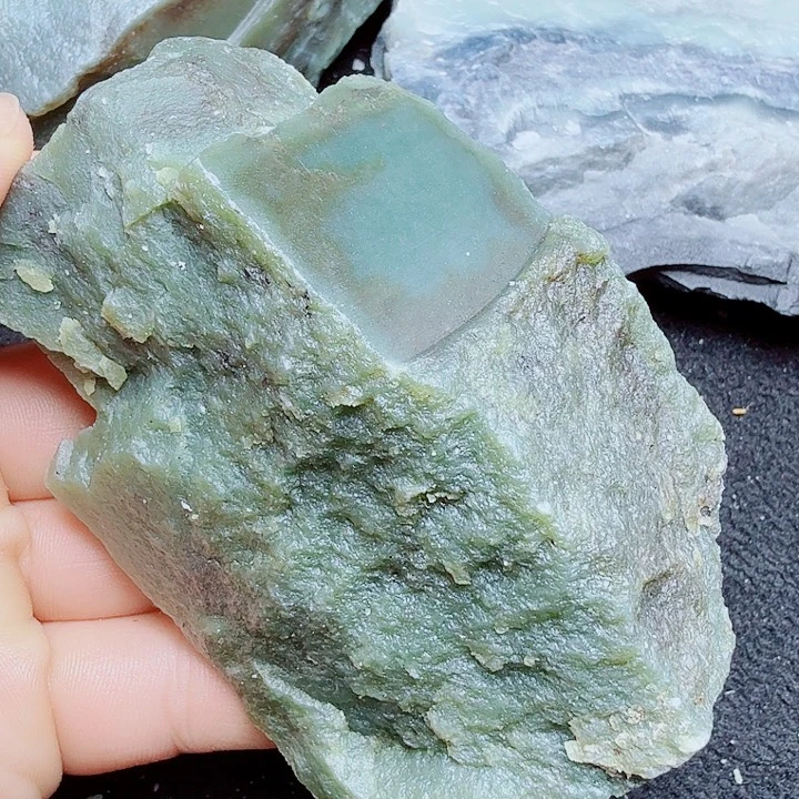 未镶嵌和田玉(糖玉)珠宝半成品