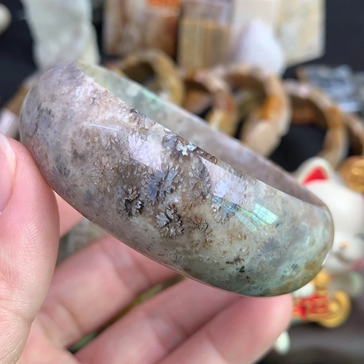 【闪购商品】硅化珊瑚（珊瑚玉）手镯未镶嵌59