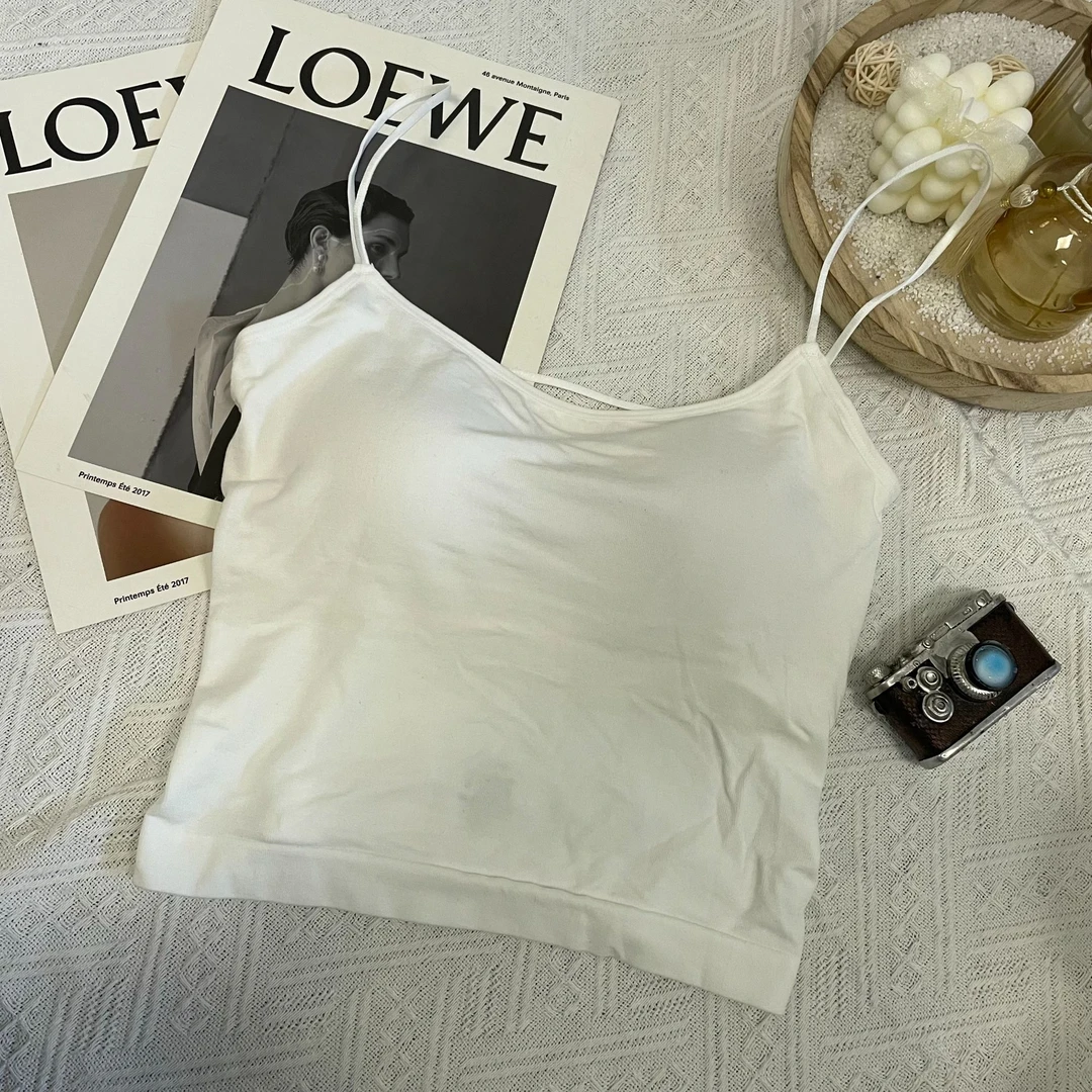 白色挂脖吊带背心百搭纯欲风吊带短款白色女装运动女士