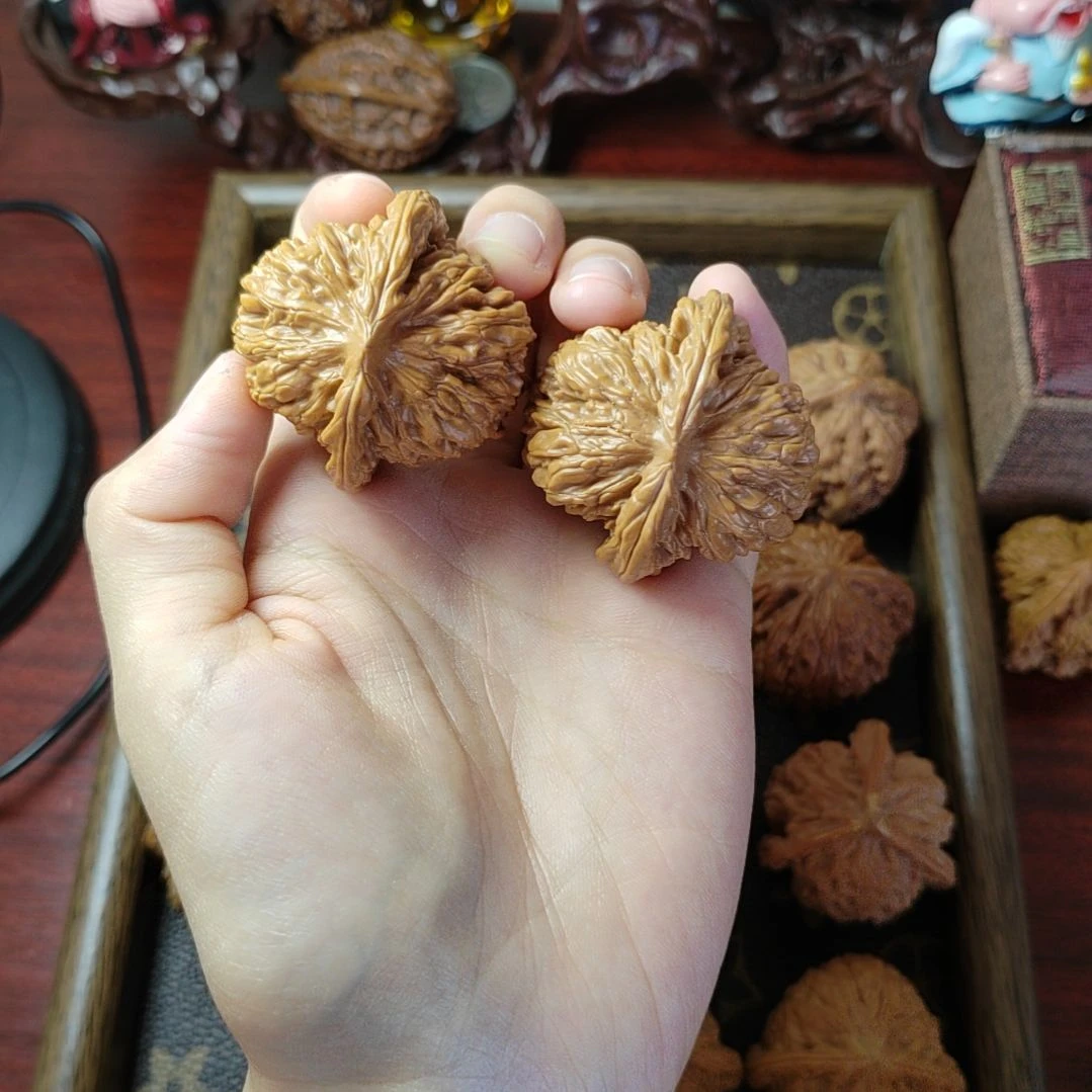 文玩核桃吊坠四座楼