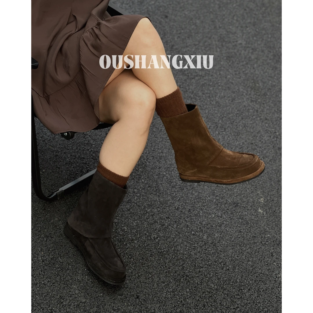 【现货】欧上秀一脚蹬直筒靴25早秋新款平底时装休闲靴松弛感筒靴女