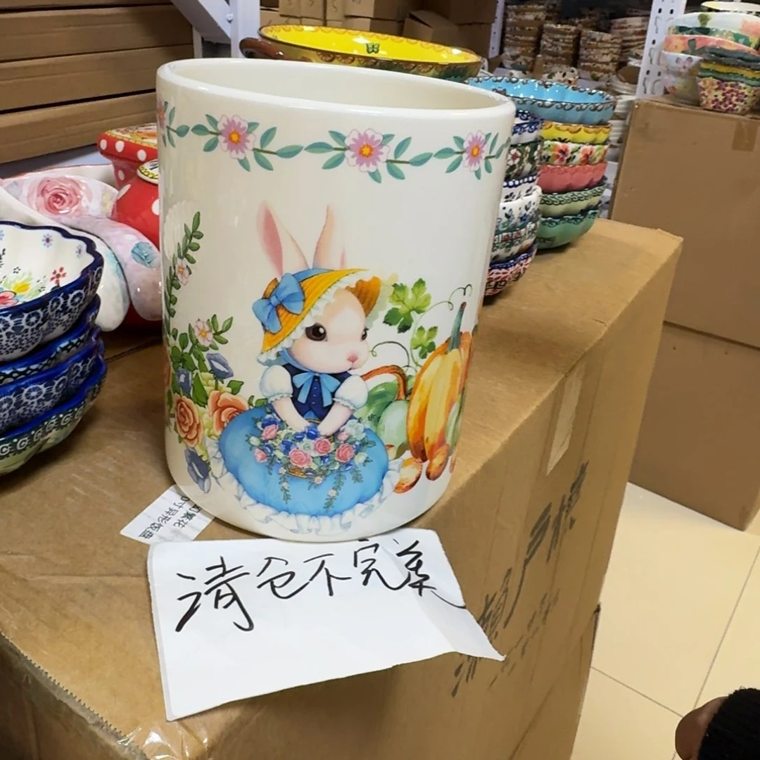 瓷片清仓南瓜兔工具桶1只