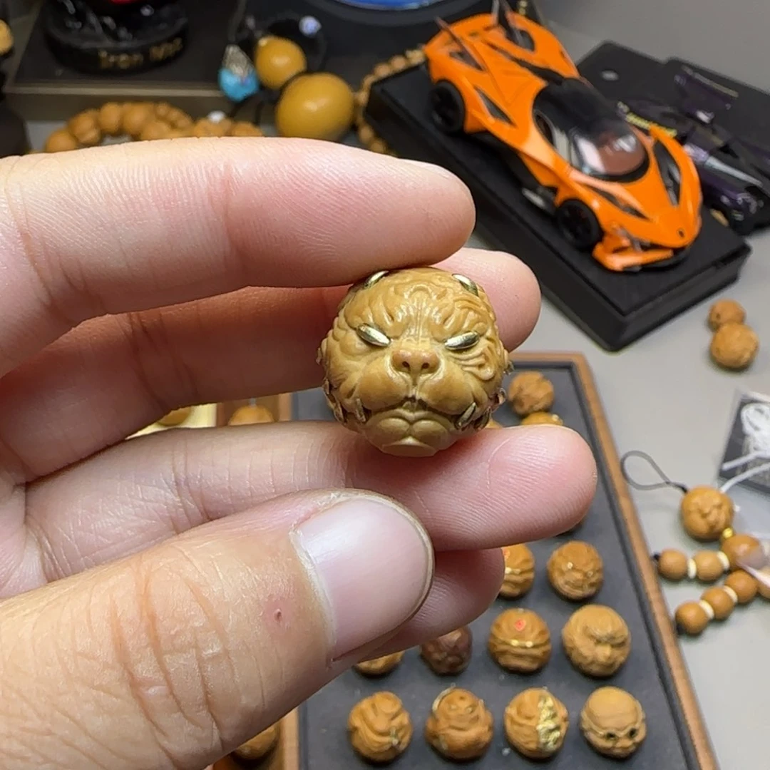 無***月猴头核桃吊坠微瑕狗王