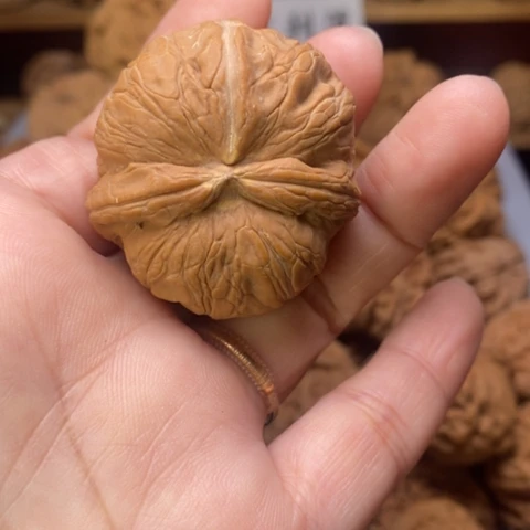 *****文玩核桃把件核桃