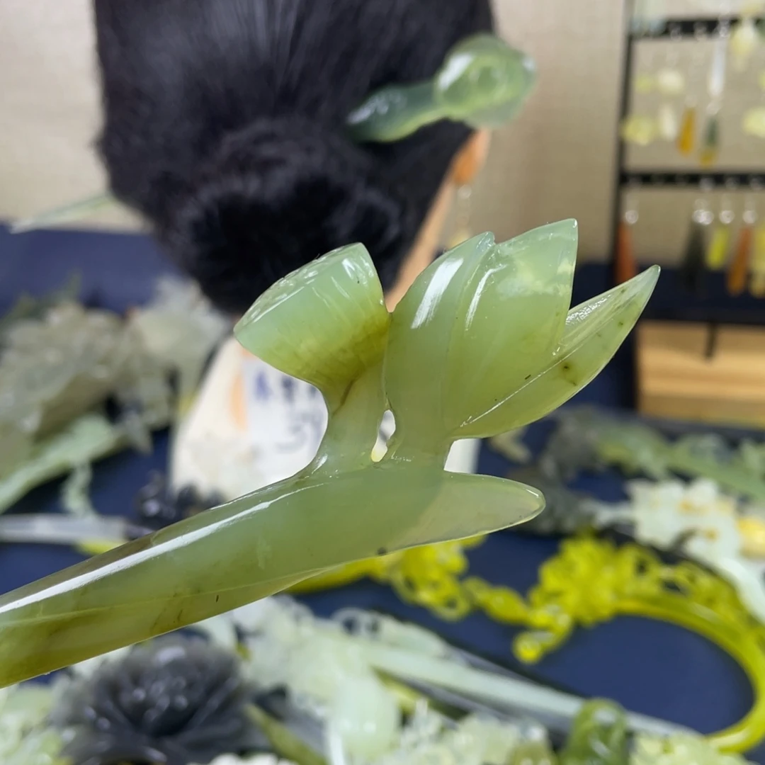 蛇纹石玉未镶嵌发饰