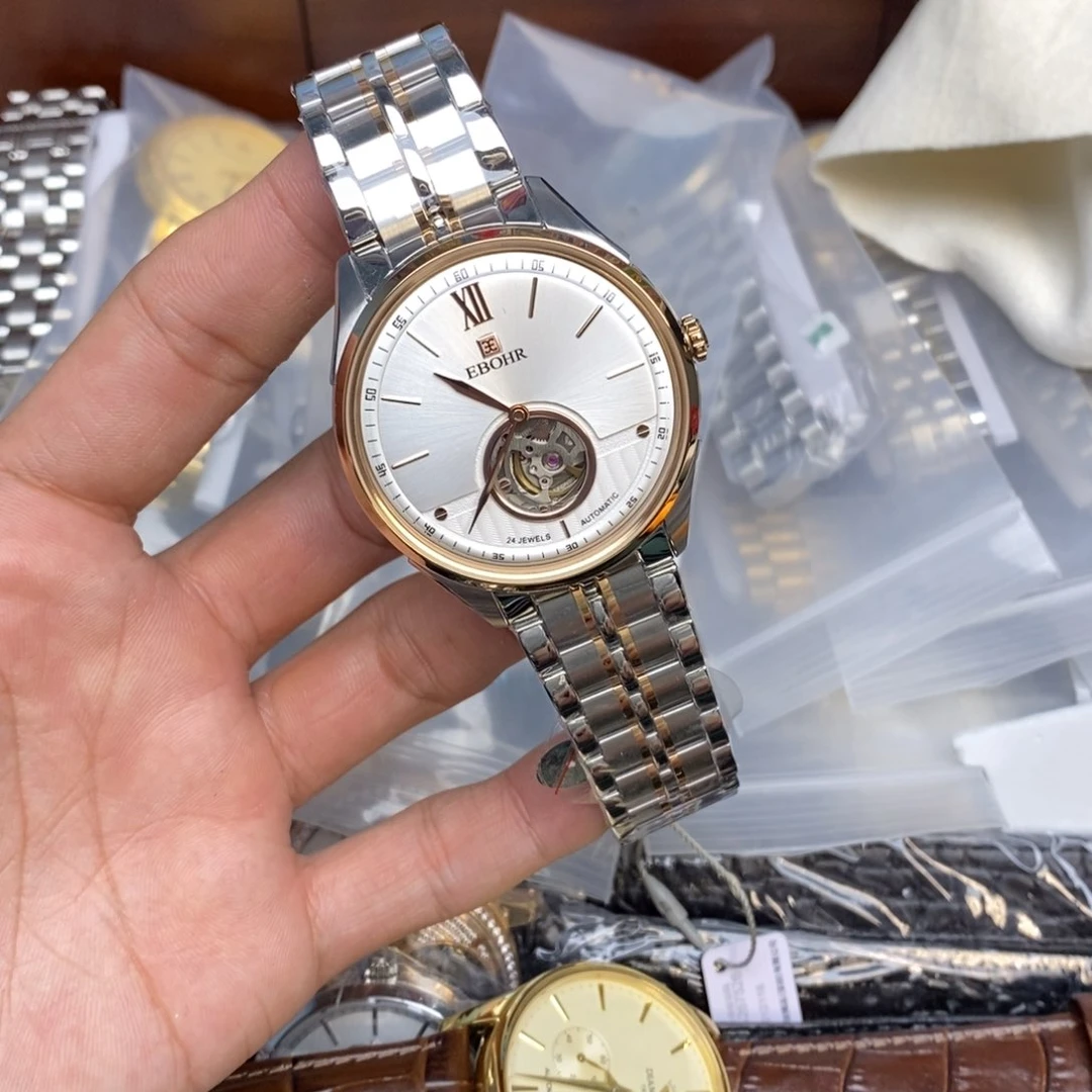 精钢孤品闪电购手表一个