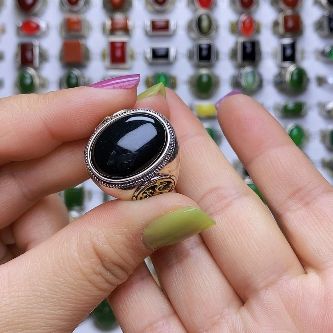 和田玉戒指银S925镶嵌向***看