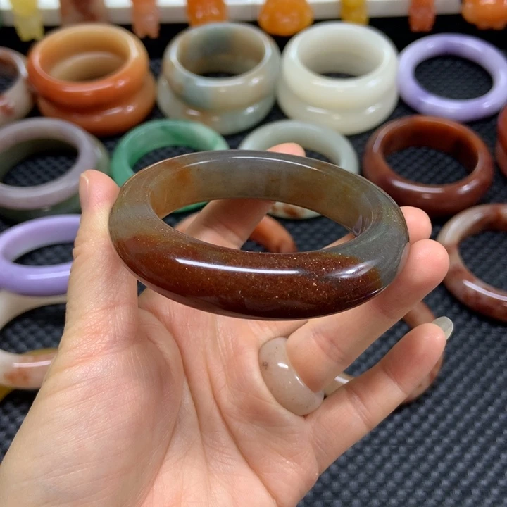 石英质玉未镶嵌手镯