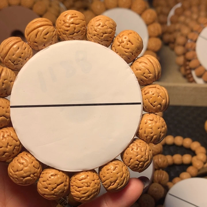 桃核手串欧*桑11号链接？？？？？？