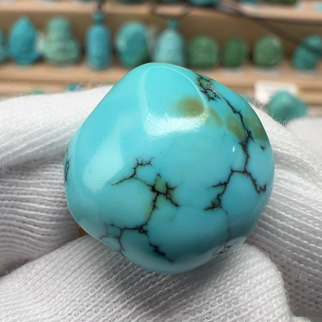 绿松石配饰未镶嵌