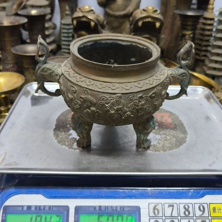 晓***暖铜器108.666666666666