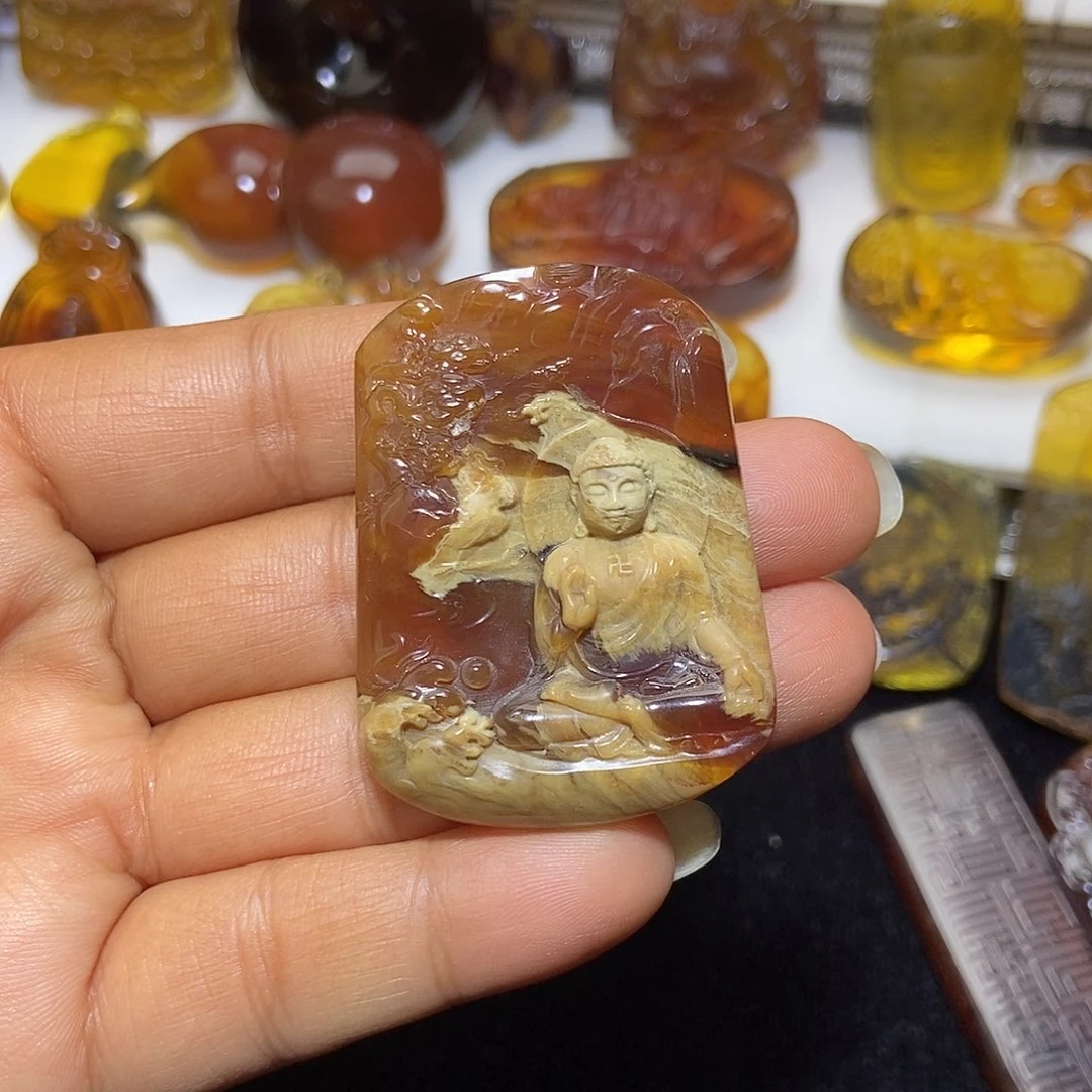 琥珀未镶嵌颈饰缅甸天然琥珀吊坠