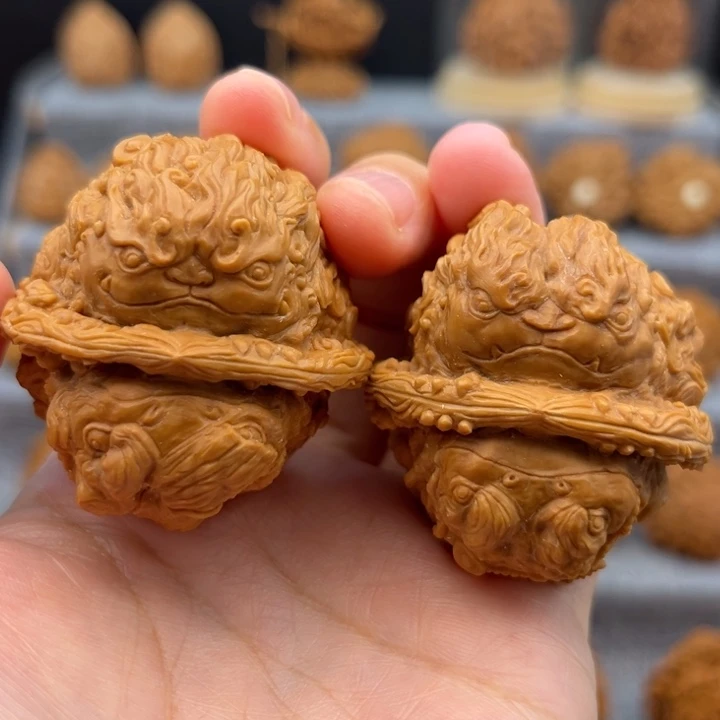 核桃把件呱呱来财