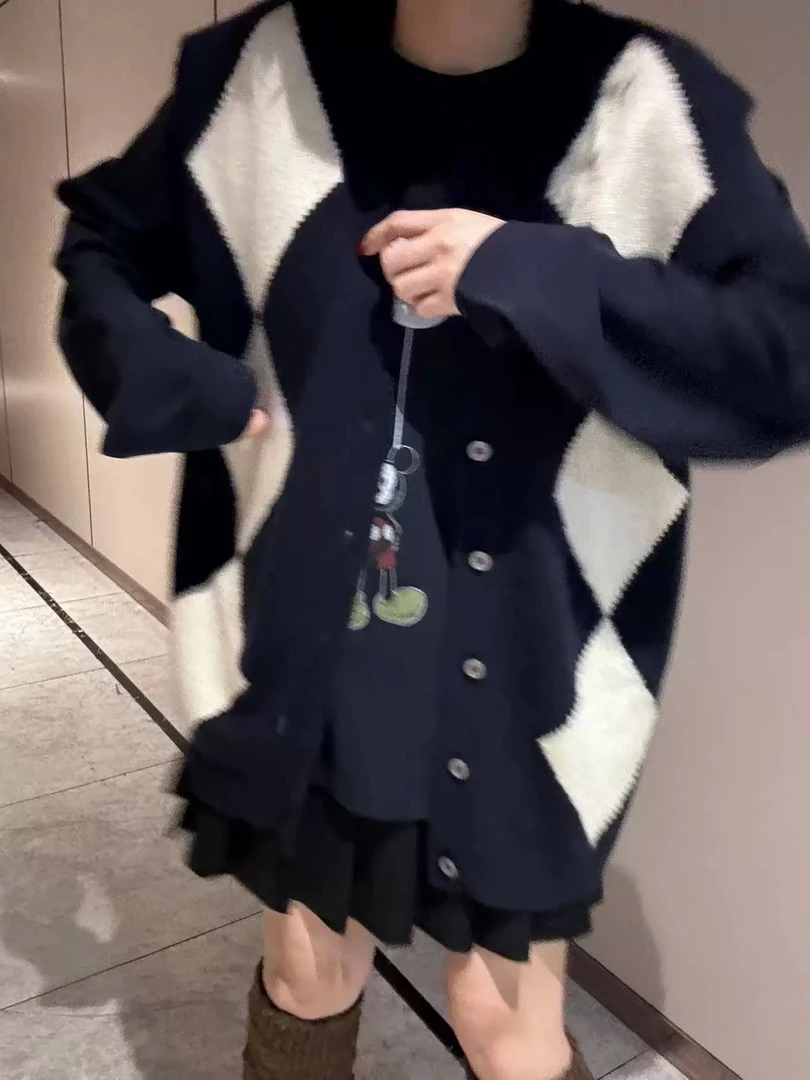 韩版格纹马甲毛衣