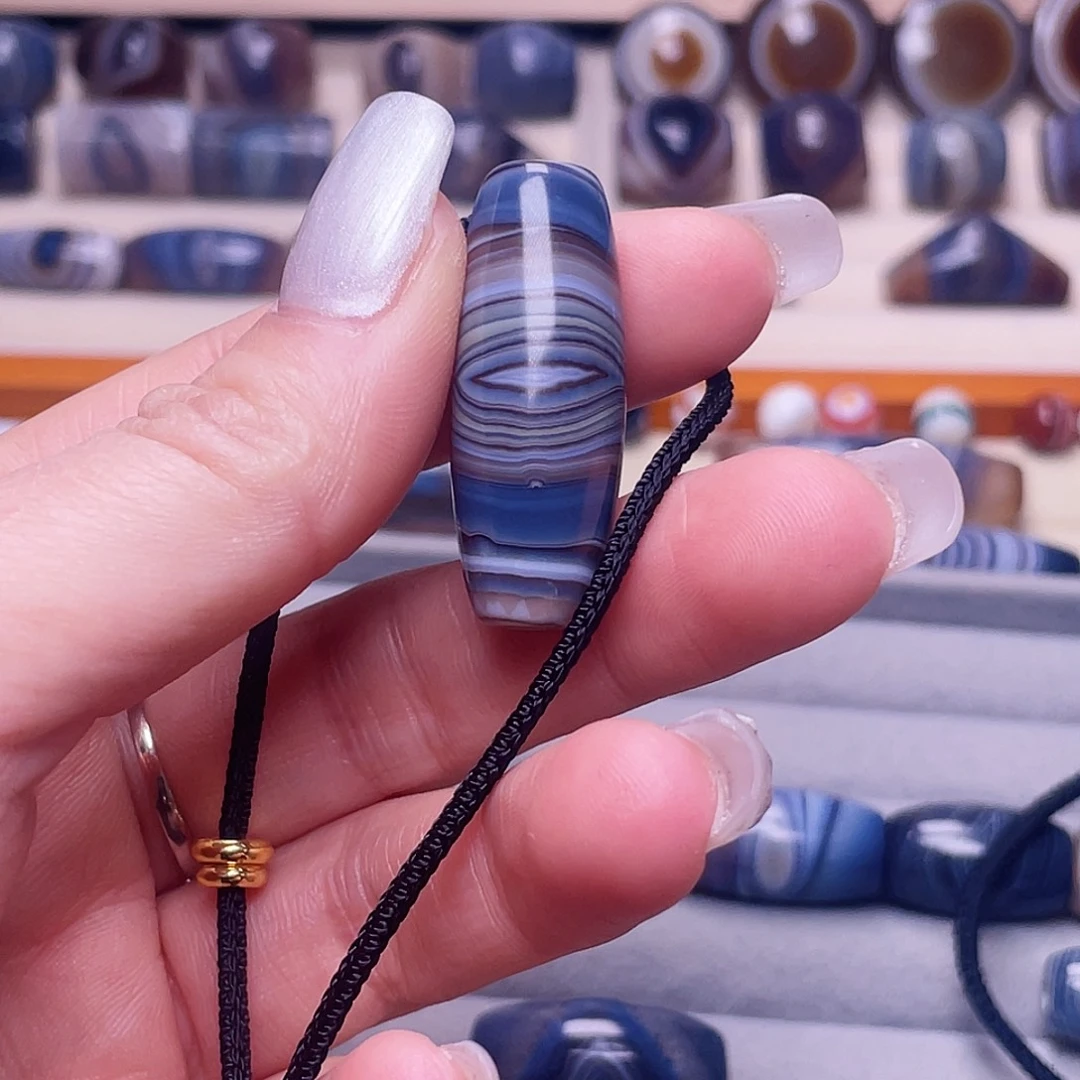 用***3玛瑙/玉髓未镶嵌颈饰