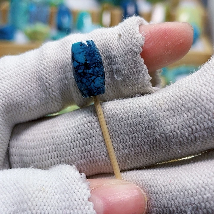 绿松石未镶嵌绿松石