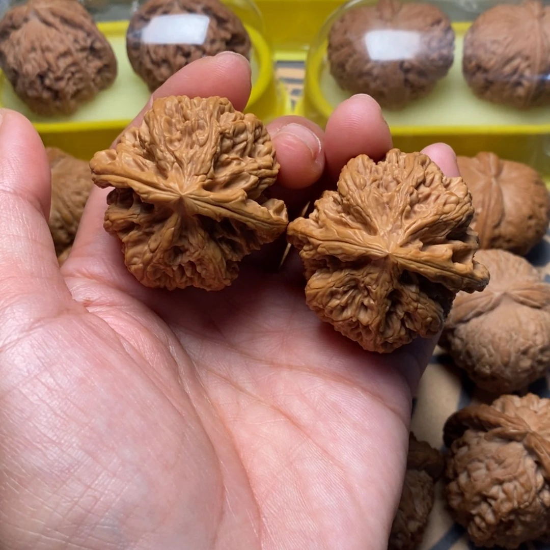 文玩核桃吊坠粗筋45