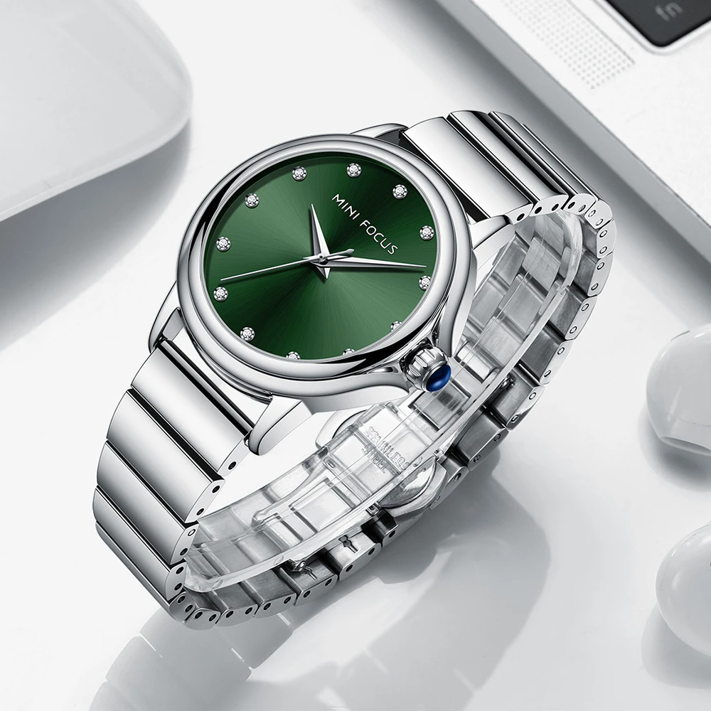 MINI FOCUS手表轻奢时尚女表石英机芯防水镶钻钢带女士手表