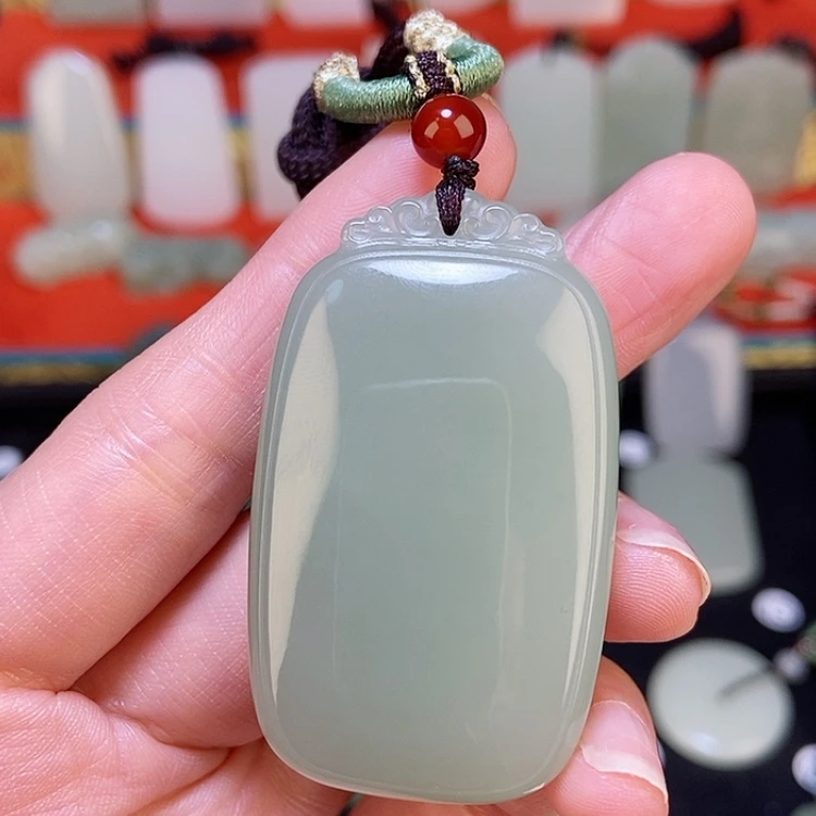 【闪购商品】颈饰未镶嵌和田玉