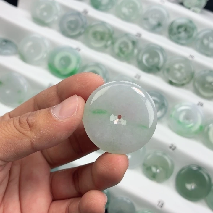 翡翠未镶嵌颈饰缅甸天然A货翡翠37.5-6.6