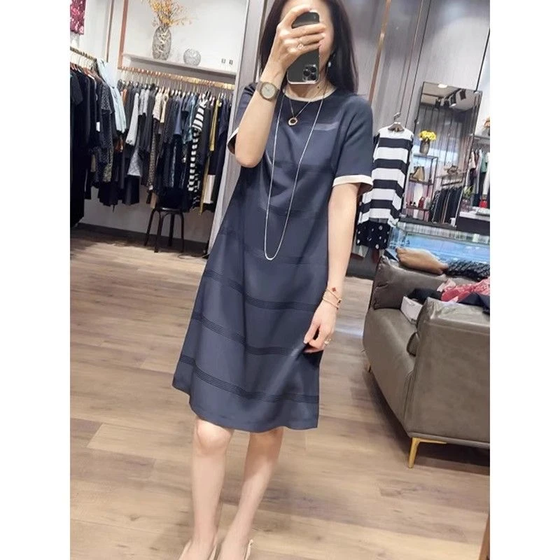 大码连衣裙夏季新款法式小香风宽松裙气质女神范设计感职业中长裙