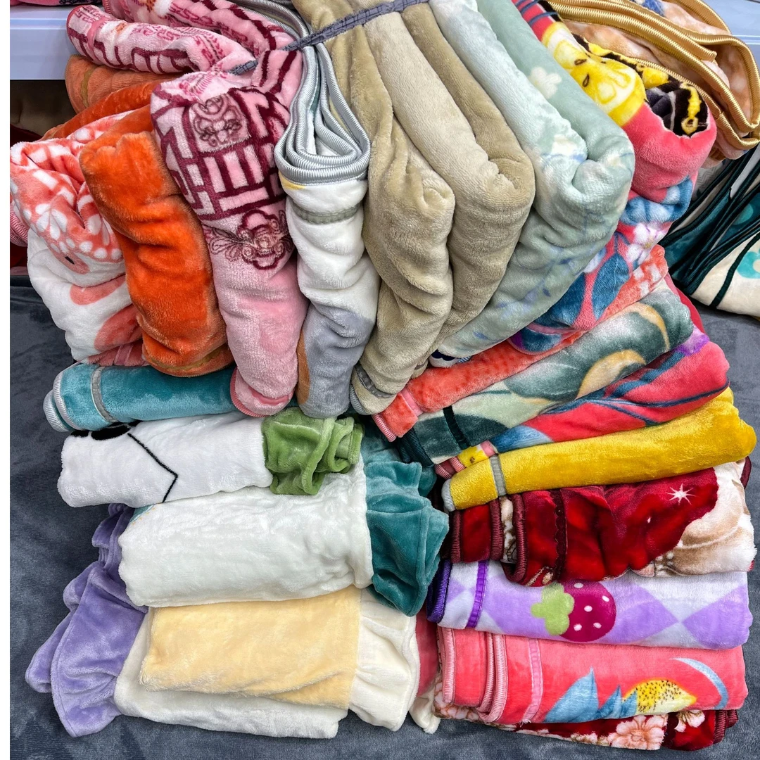 加厚牛奶绒枕套一对不挑